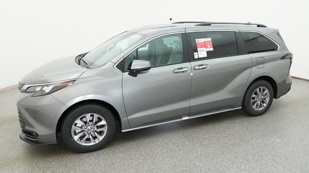 New 2026 Toyota Sienna Van