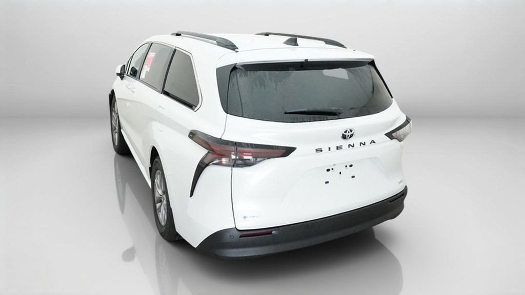 New 2026 Wind Chill Pearl Toyota XLE image 33