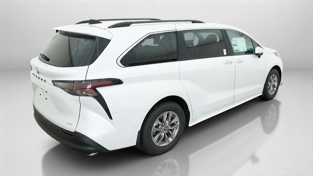 New 2026 Wind Chill Pearl Toyota XLE image 29