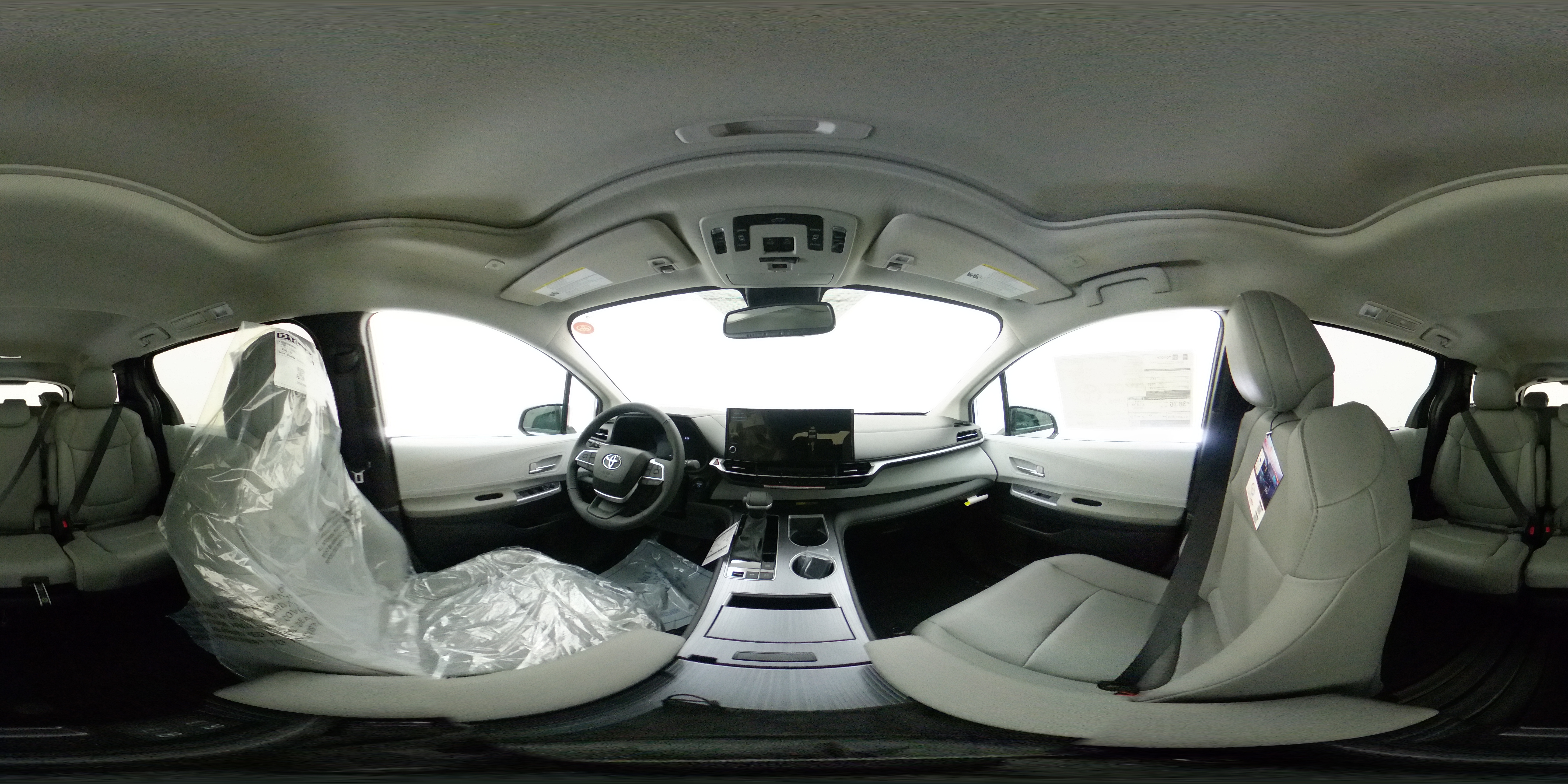 New 2026 Wind Chill Pearl Toyota XLE 360 Panorama 1