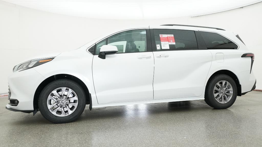 New 2026 Toyota Sienna Van