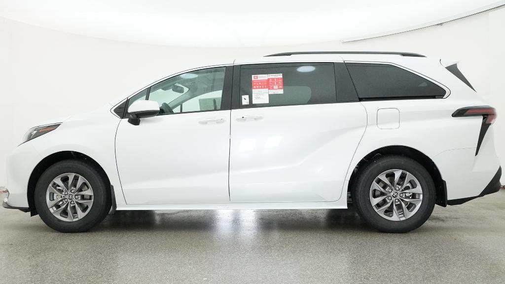 New 2026 Toyota Sienna Van
