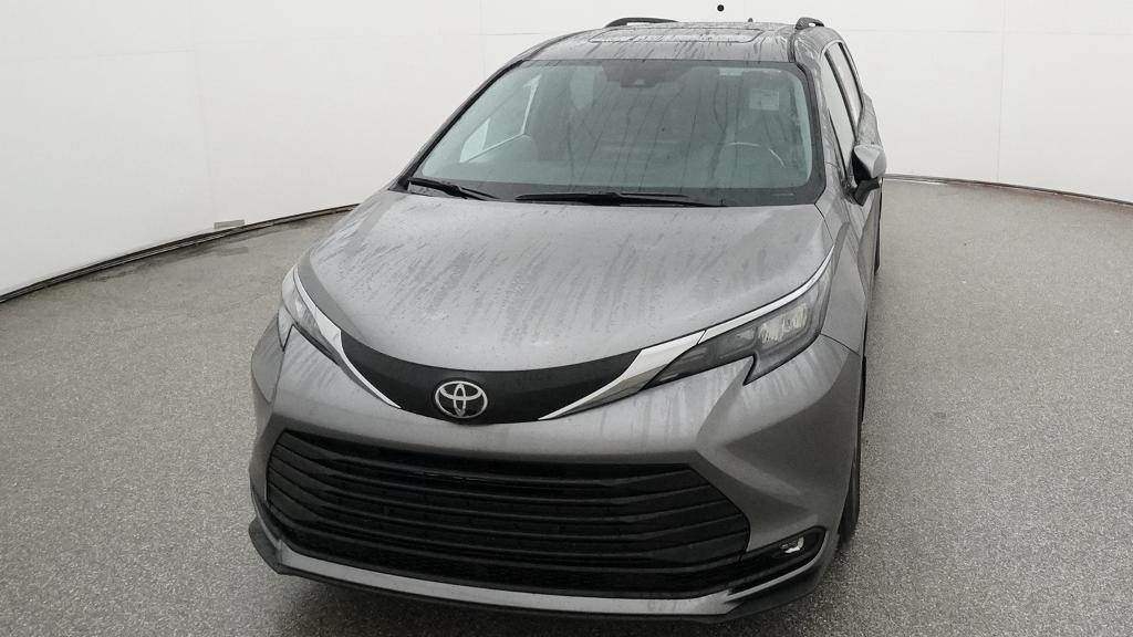 New 2026 Toyota Sienna Van