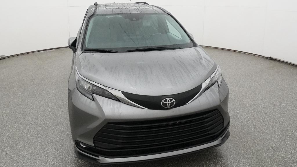 New 2026 Toyota Sienna Van