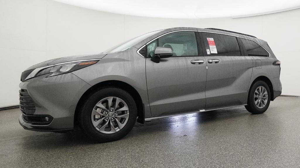 New 2026 Toyota Sienna Van