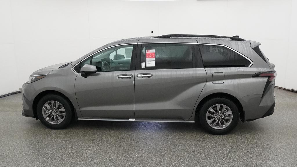 New 2026 Toyota Sienna Van