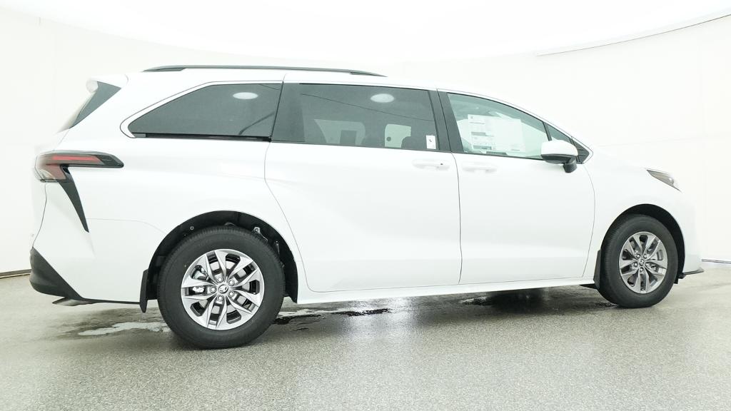 New 2026 Toyota Sienna Van