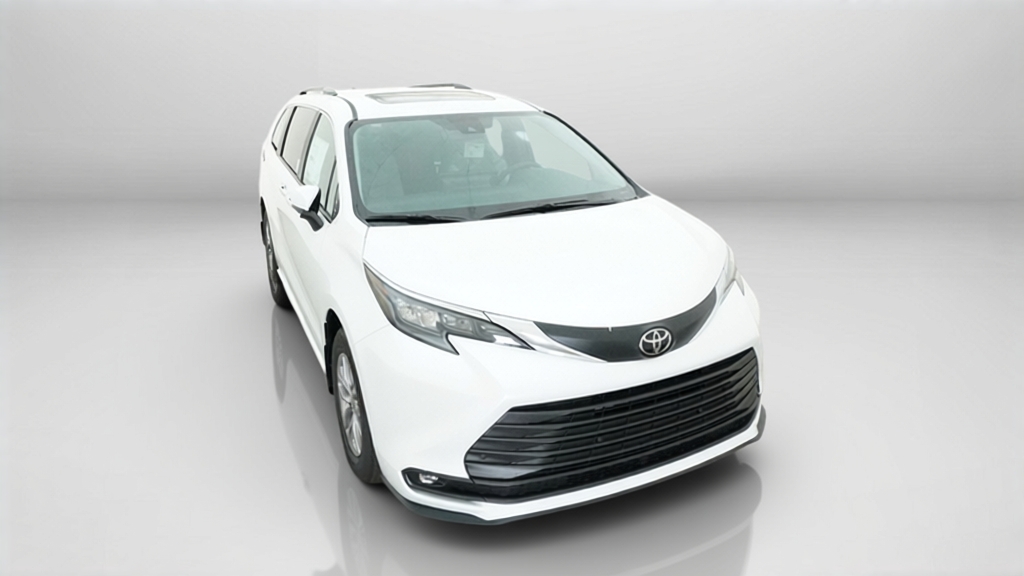New 2026 Toyota Sienna Van