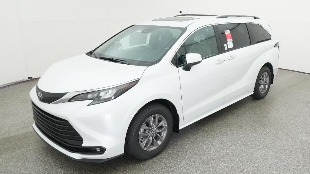 2026 Toyota Sienna XLE