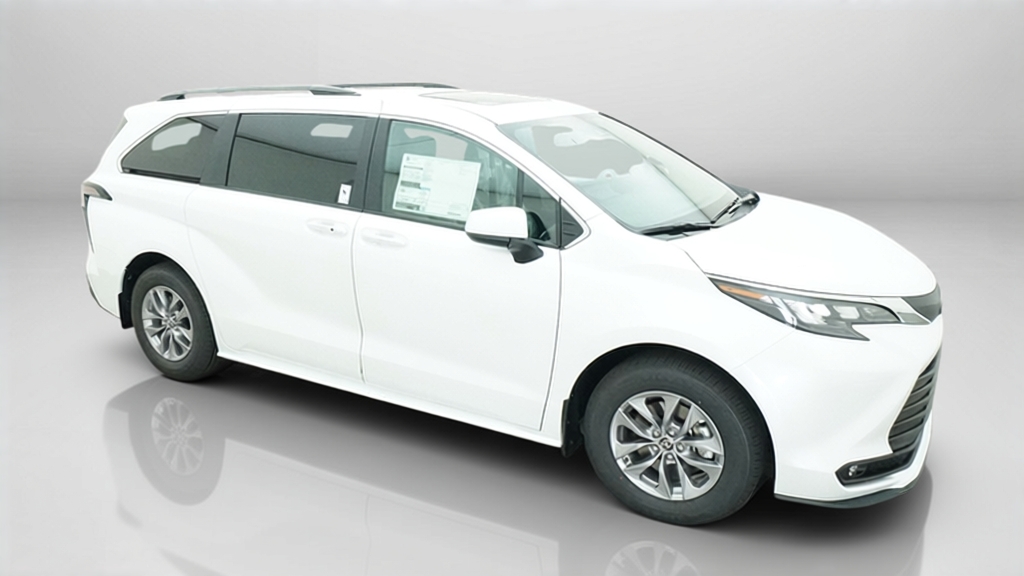 New 2026 Toyota Sienna Van
