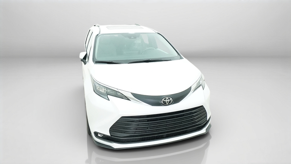 New 2026 Toyota Sienna Van