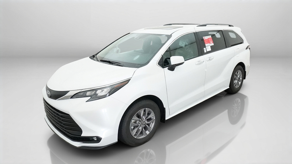 2026 Toyota Sienna XLE