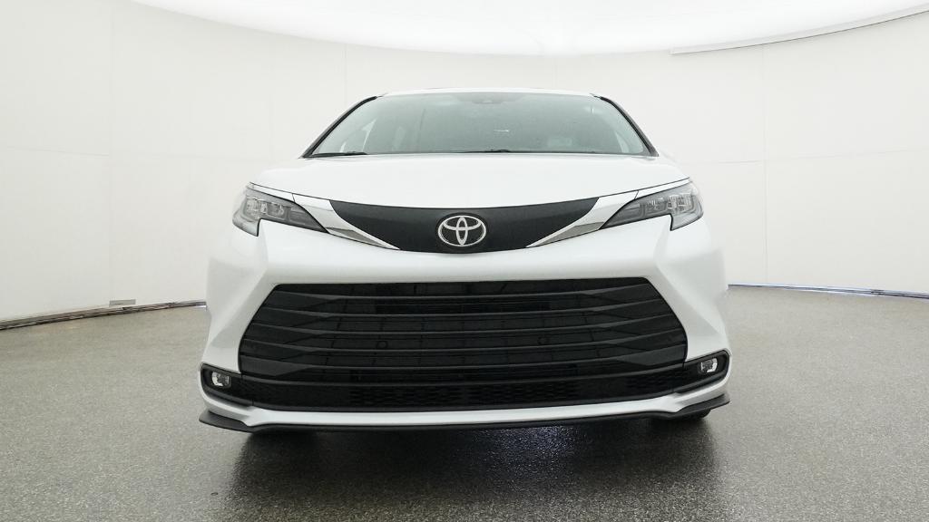 New 2026 Toyota Sienna Van