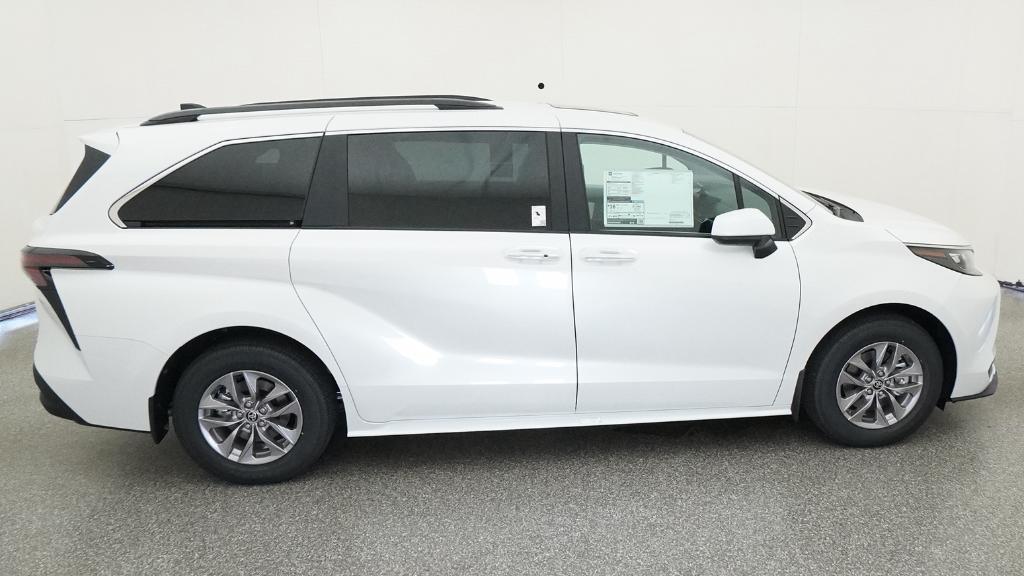 New 2026 Toyota Sienna Van