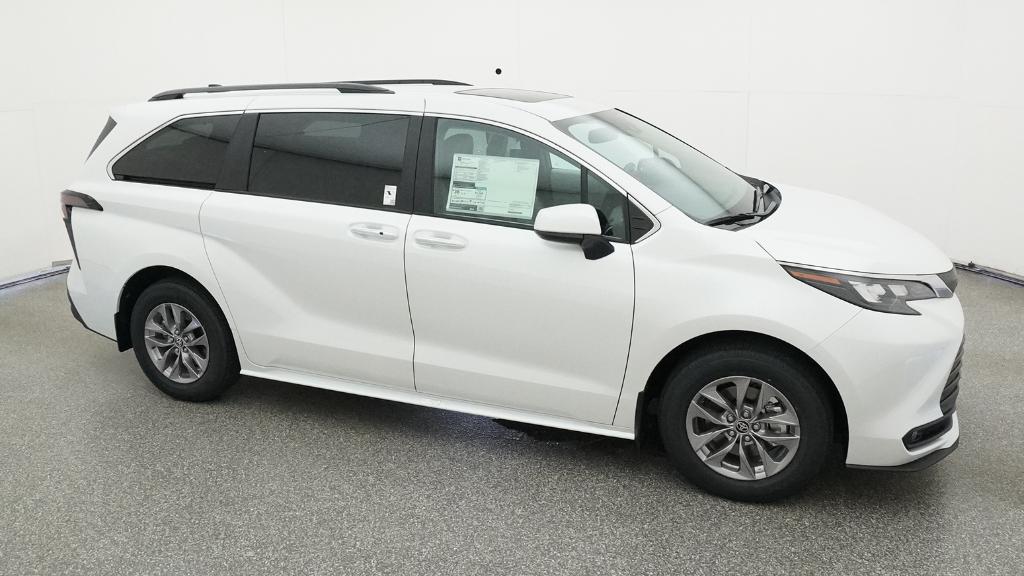 New 2026 Toyota Sienna Van
