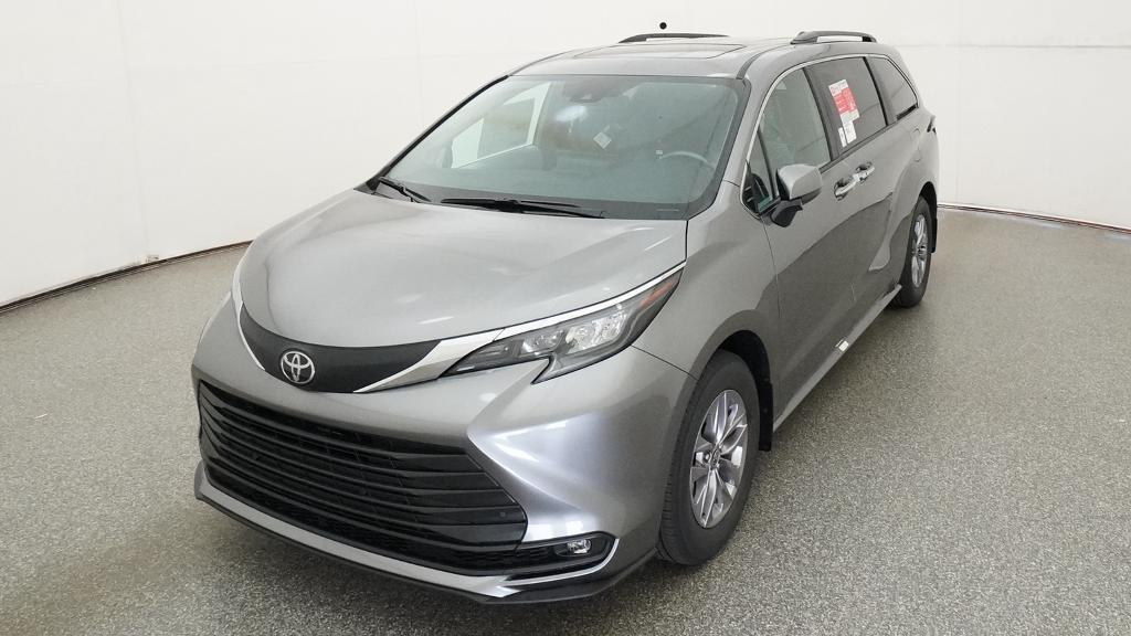 New 2026 Toyota Sienna Van