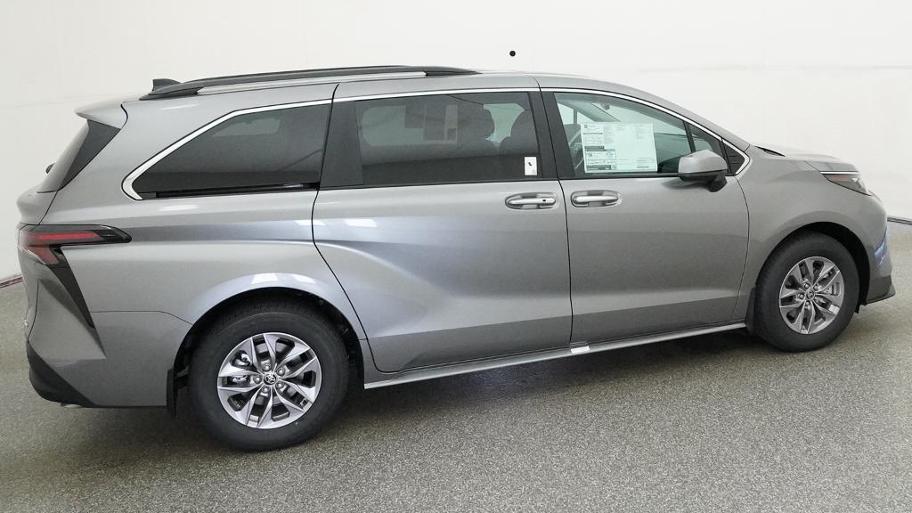 New 2026 Toyota Sienna Van