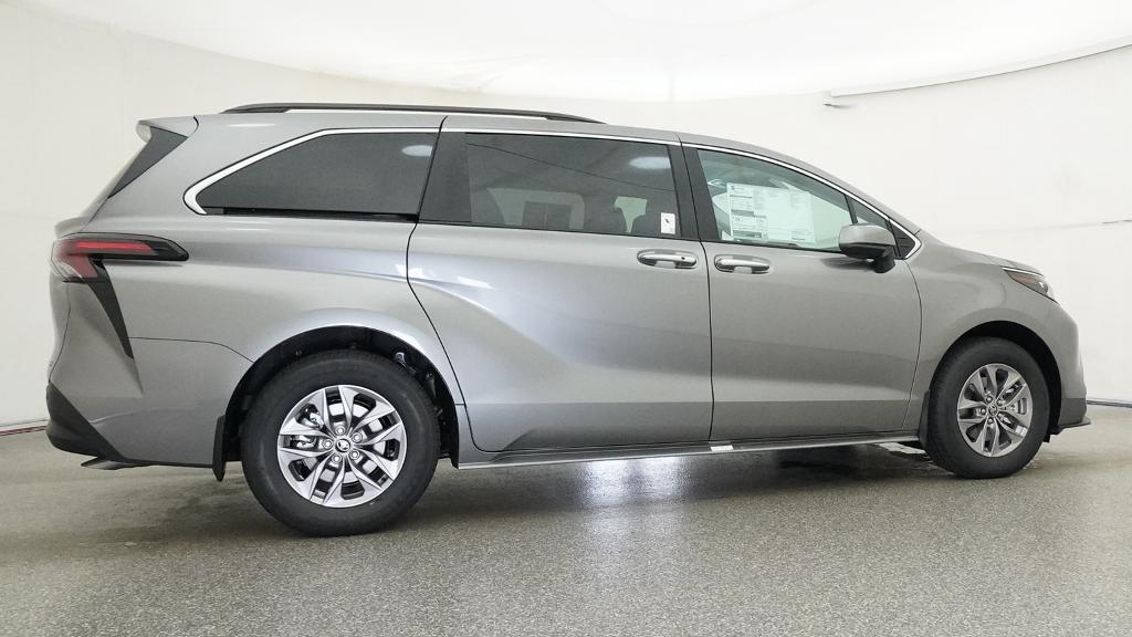 New 2026 Toyota Sienna Van