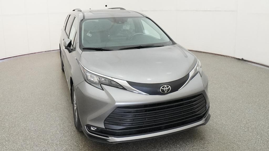 New 2026 Toyota Sienna Van