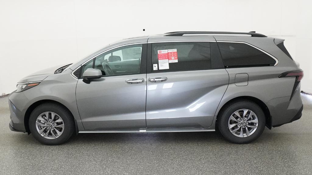 New 2026 Toyota Sienna Van