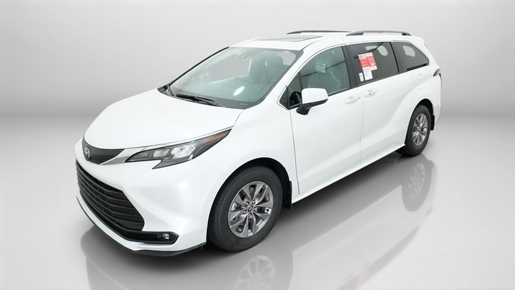 2026 Toyota Sienna XLE