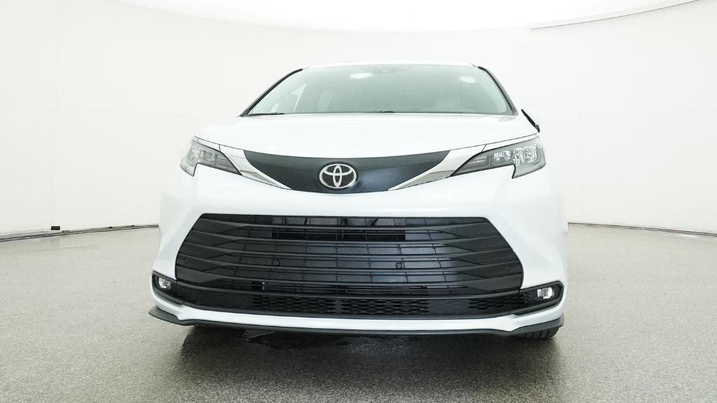 New 2026 Toyota Sienna Van