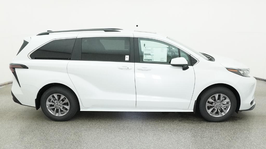 New 2026 Toyota Sienna Van