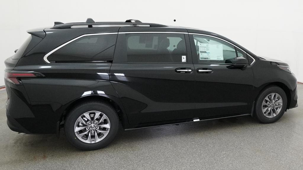 New 2026 Toyota Sienna Van