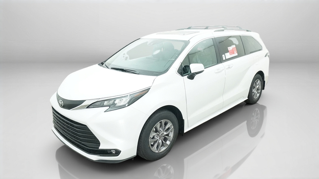 2026 Toyota Sienna XLE