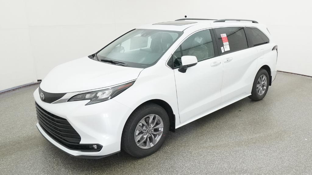2026 Toyota Sienna XLE