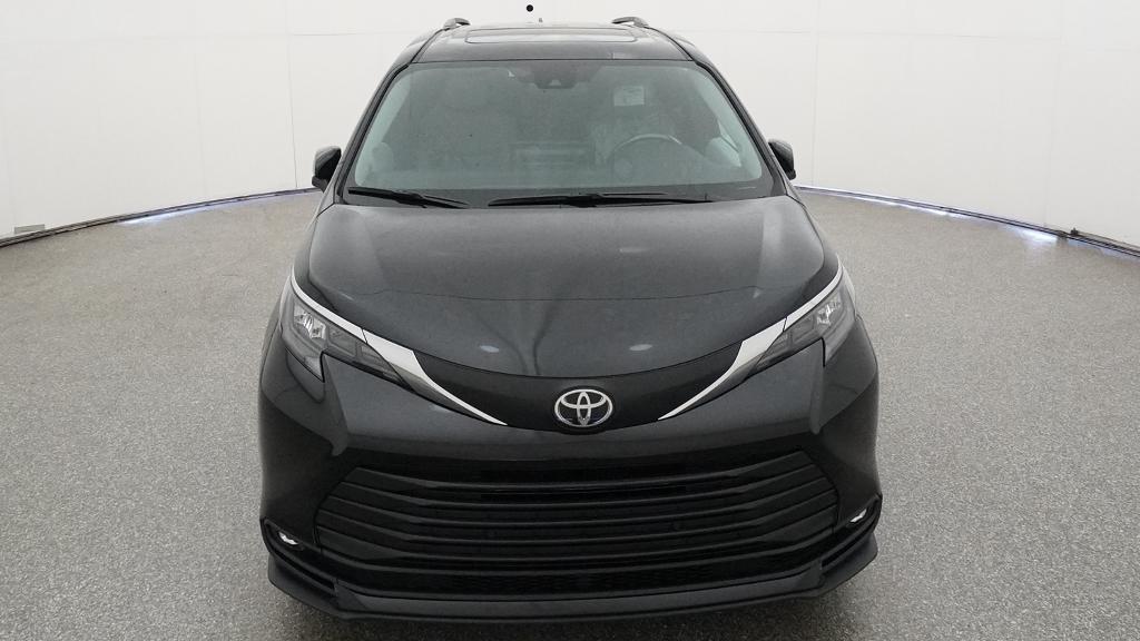 New 2026 Toyota Sienna Van