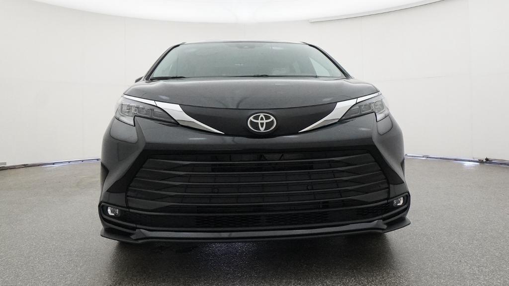 New 2026 Toyota Sienna Van