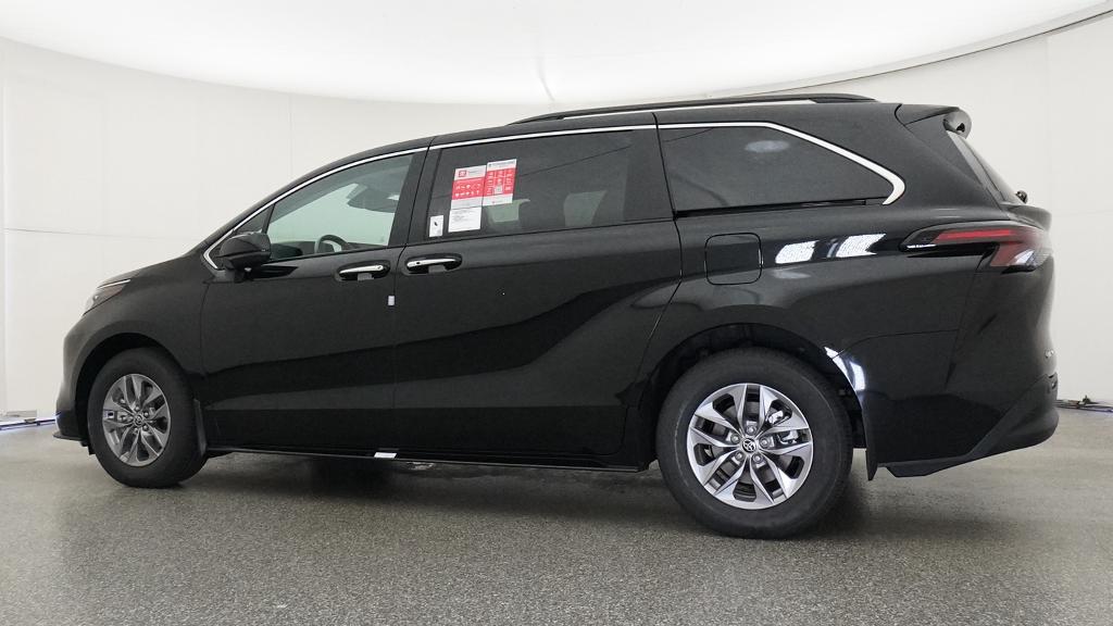New 2026 Toyota Sienna Van