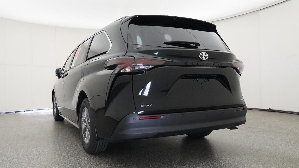 New 2026 Toyota Sienna Van