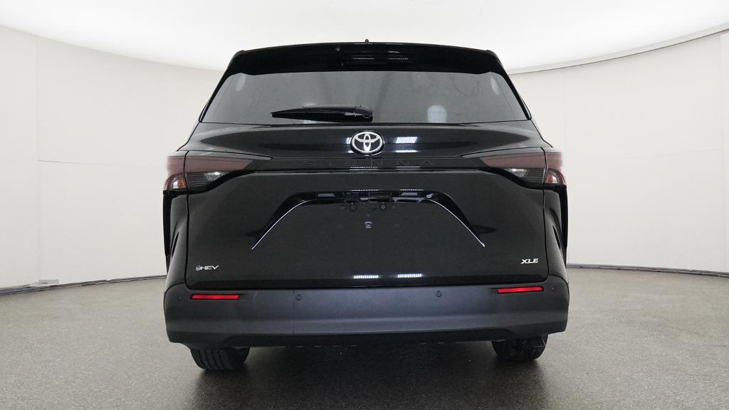 New 2026 Toyota Sienna Van
