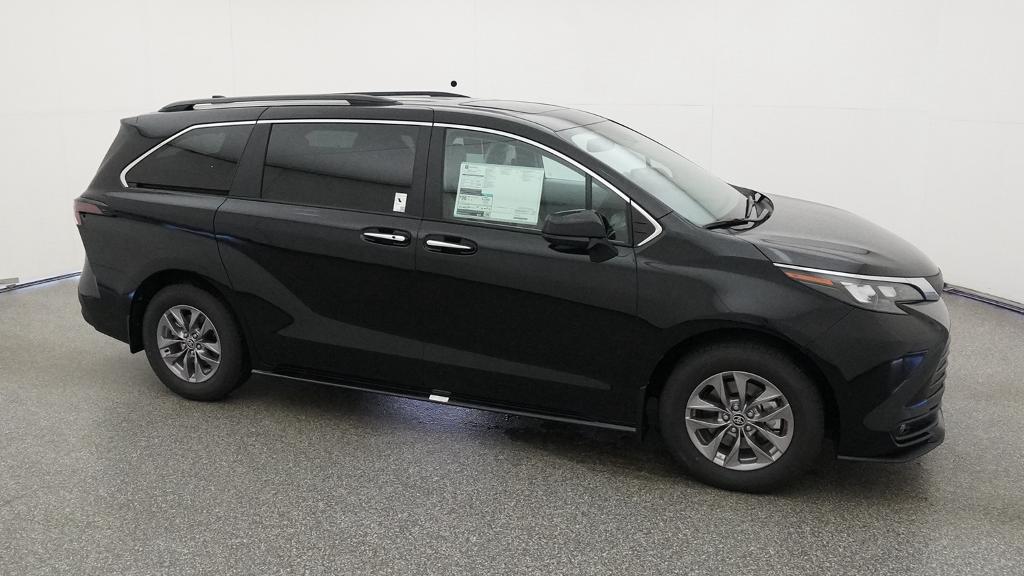 New 2026 Toyota Sienna Van