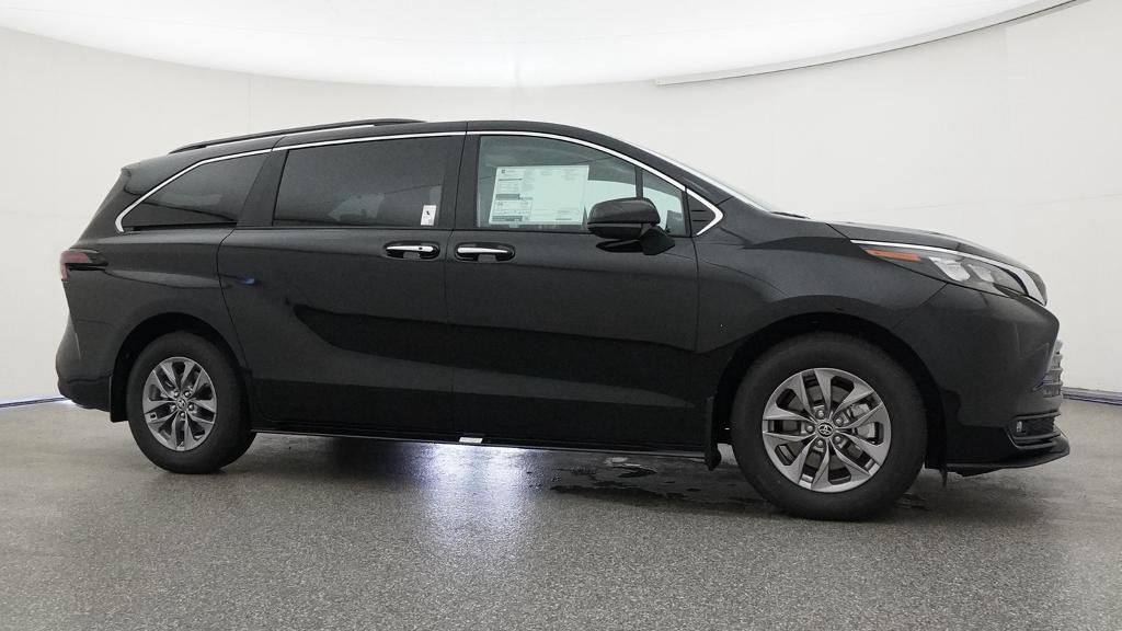 New 2026 Toyota Sienna Van