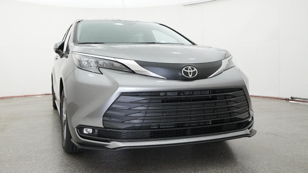 New 2026 Toyota Sienna Van