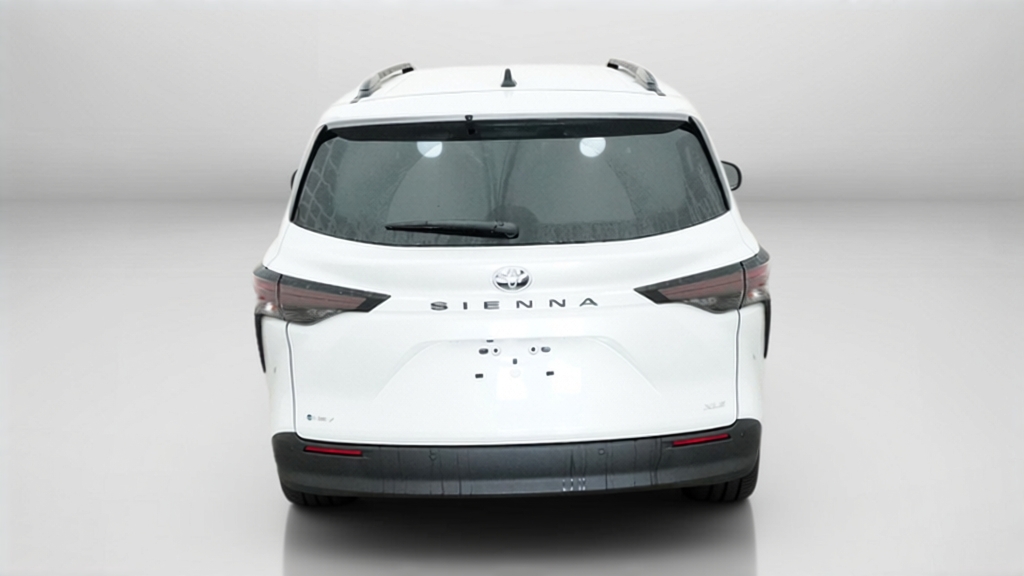 New 2026 Wind Chill Pearl Toyota XLE image 29