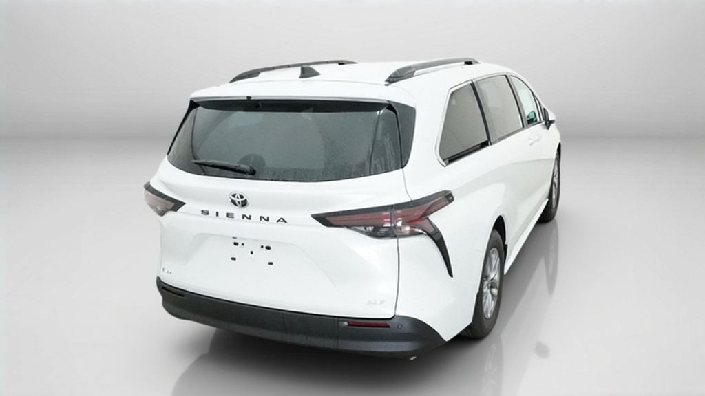 New 2026 Wind Chill Pearl Toyota XLE image 28