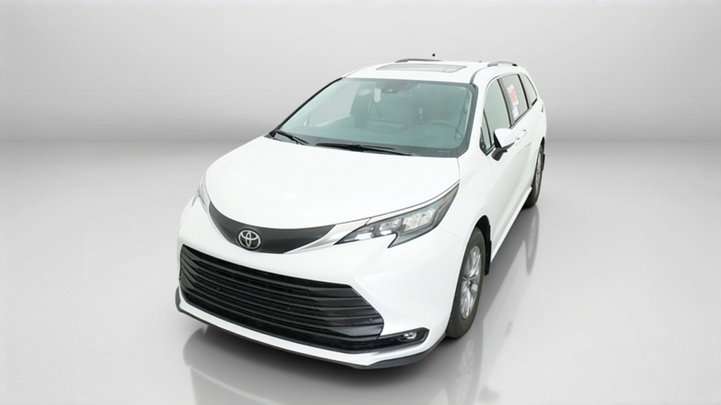 New 2026 Wind Chill Pearl Toyota XLE image 27
