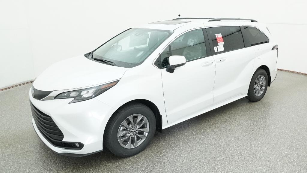 2026 Toyota Sienna XLE