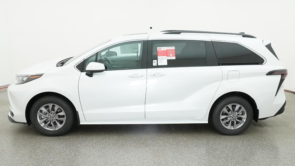 New 2026 Toyota Sienna Van