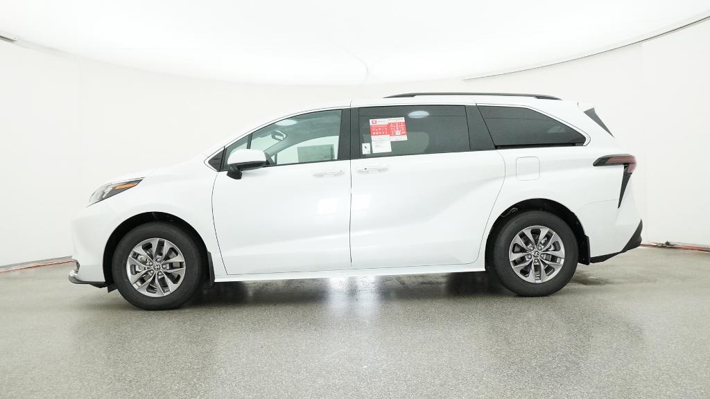 New 2026 Toyota Sienna Van