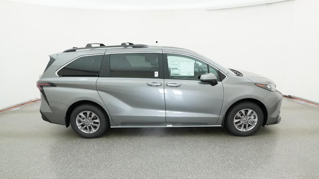 New 2026 Toyota Sienna Van