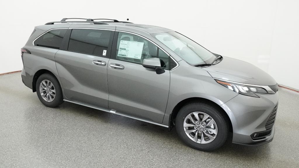 New 2026 Toyota Sienna Van