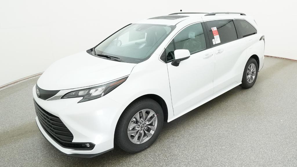 2026 Toyota Sienna XLE