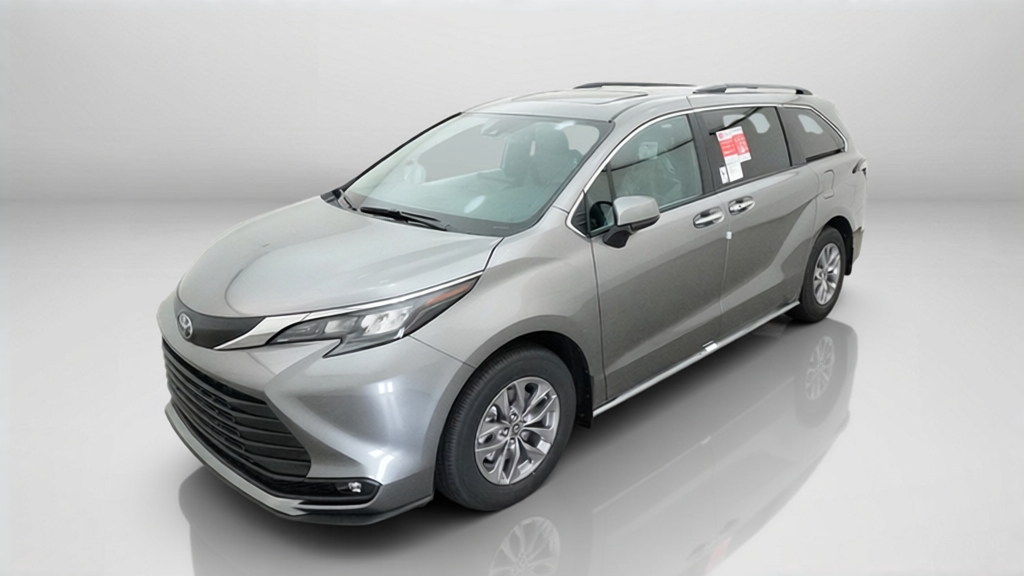 2026 Toyota Sienna XLE
