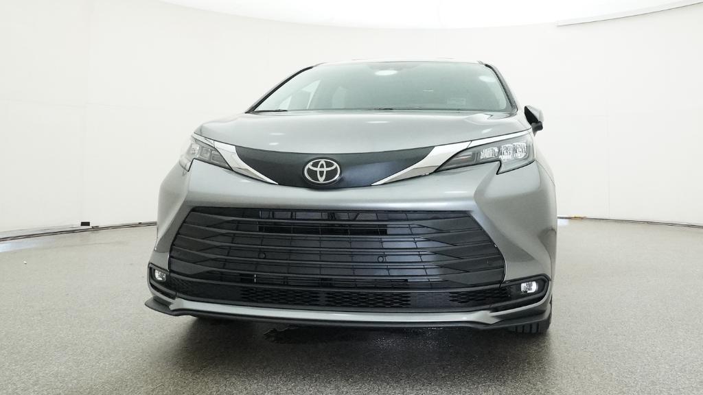 New 2026 Toyota Sienna Van