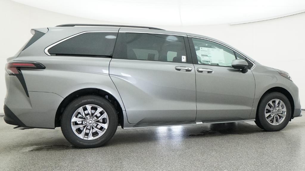 New 2026 Toyota Sienna Van